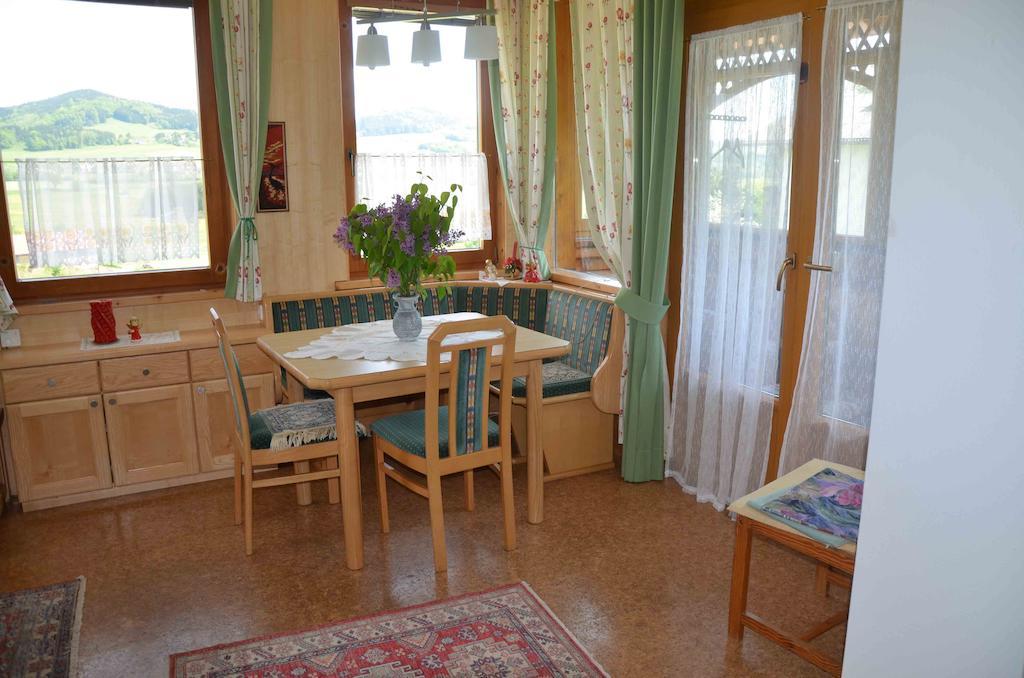 Ferienhaus Mitterbauer Oberhofen am Irrsee 객실 사진